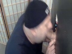 sucking str8t guy at gloryhole