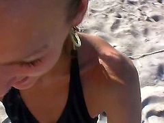 Amateur fucking action on the beach with hot and very skinny girlfriend named Dasi West! This hottie starts with a blowjob and waits to get a dick in the doggystyle!