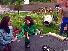 These spoiled slutty chicks are a bit tipsy after some glasses of champagne. So kinky slim black heads seduce their personal gardener, takes him home and give stout blowjob at once. These cum hungry bitches in stockings in Tainster sex clip will just mesmerize you.