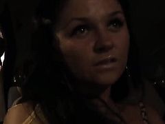 Know some new things in pickup after checking up this video with very beautiful brunette girl next door. Pretty fellow with camera picks up the babe wishing to screw her.