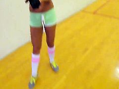 Blonde proves that she can fuck like no other