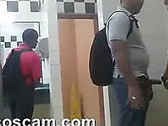 Spy cam group suck in toilet colombia