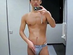 http://img4.xxxcdn.net/02/l7/9u_gay_asian.jpg