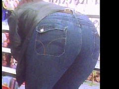 thick mature ass jeans lean