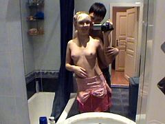Skinny blonde along her boyfriend are having their first hardcore fuck on cam