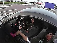 Woman get a nice fucking at her car