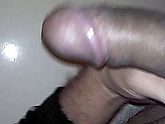 bueno aca le dejo mi hermosa pija haciendo un poco de ejercicios , ja