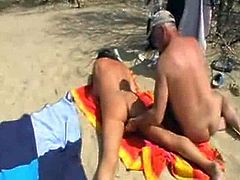 Wife fingered by stranger at the beach