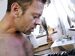 Rocco Siffredi explores the depth of sex hungry Milla Yuls deadeye with his tool