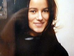 abspritzen auf Alizee 4