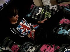 Emo Network brings you a hell of a free porn video where you can see how the horny emo twink Jaye Elektra plays with his cock while assuming some very hot poses.
