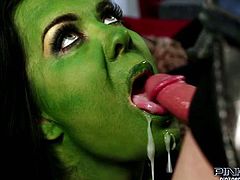 Amazing brunette with green skin gets her dripping pussy poked and gets a cumshots in her mouth. Have a look at this chick in Pinko HD xxx video.