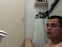 Teen boy huge cumshot on himself