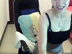 Palatable Asian hottie teases with her petite body on webcam. Oriental honey flashes her pink nipples and strokes her gorgeous legs.