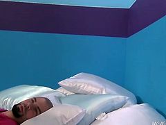 Skilled sucking head does her best and then rubs her clit all over his boner. Just be pleased with new My XXX Pass sex tube video right here and right now.