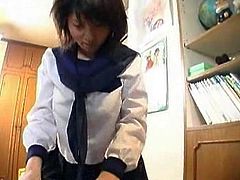 Hiyori Shiraishi - Pretty Japanese Girl - Handjob