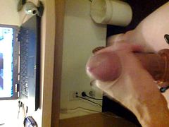 lonely in the hotel 2