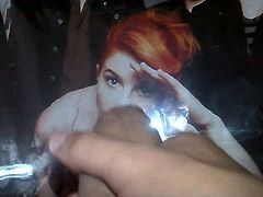 Cumshot on Hayley Williams