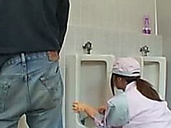 Publicsex asian cleaning lady sucks cock