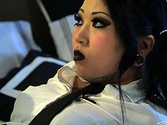 If you're into hot bitches with a punk or Gothic look and attitude, don't miss the scenes where slutty London gets really crazy in bed. The foxy brunette wearing a lot of makeup enjoys the way her partner licks her juicy pussy. Watch the tattooed bitch sucking cock. The details are extremely exciting!