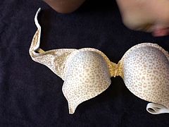 Cum on Girlfriend Bra ( Pattern)