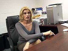 Darryl Hanah is so longing for a huge cock and she got lucky to have found this black guy who have no business at her office. So she make a deal to not waste his time and propose to fuck her hungry pussy.