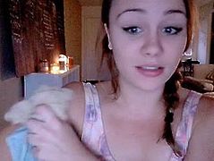 Sweet Teen Deepthroating