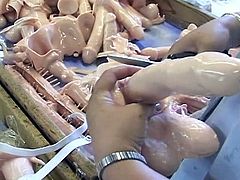 In the experimental labs of the dildo factory meet the new sexy blonde tester of the king dong in this free tube video presentation.