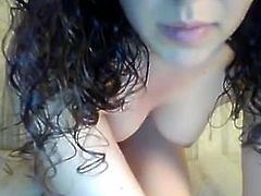 Webcam amateur girl masturbating with bo