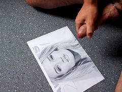 Rosie Huntington-Whiteley tribute