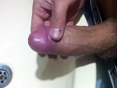 Masturbate at work 3