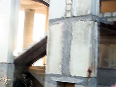 Ivana makes man happy by blowing his boner