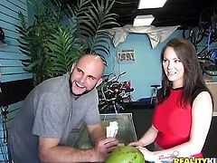Brunette with round butt and bald cunt drops on her knees to gives head to handsome guy