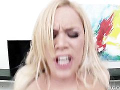 Shyla Stylez with giant melons is a slut who wants to suck and gives mouthjob to Sean Michaels