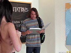 Naughty Dava Foxx is an unconventional teacher, who doesn't miss the occasion to play with her students. While Tyler is reading his presentation, the sexy brunette undresses. She is willing to show him the concept of 