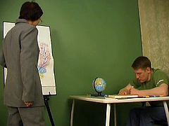 http://img4.xxxcdn.net/0g/pq/pw_russian_teacher.jpg