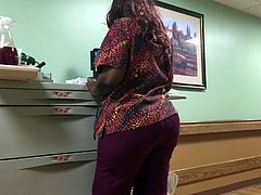 LOOK AT THE ASS ON THIS NURSE