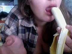 banana blowjob