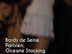 Oceane Stocking exhib bord de Seine parisien