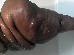 ssbbw shower