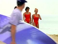 Yasmine Bleeth - Baywatch s6e20