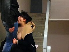 Wife sucks dick of her husband in a house! Russian Amateur!