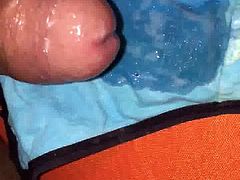 Cumming on a used panty