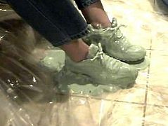 Nike Shox Slimed