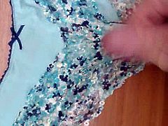 another hot pantie wank