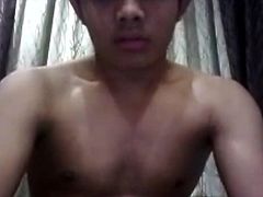 Cute Muscled Malay Guy Jerkoff