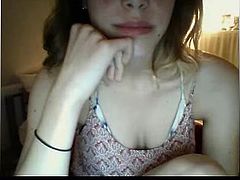 CamChat Hot Girl Show Boobs & Pussy !