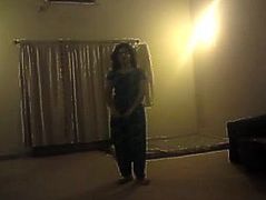 Paki slut pussy i punished after her dance