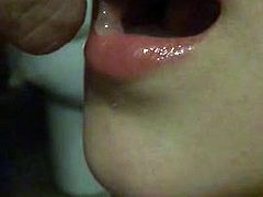 cumshot in mouth