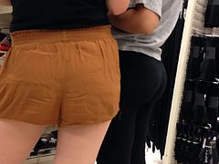 Candid Teen Perfect Bubble Butt In Leggings 1080pHD